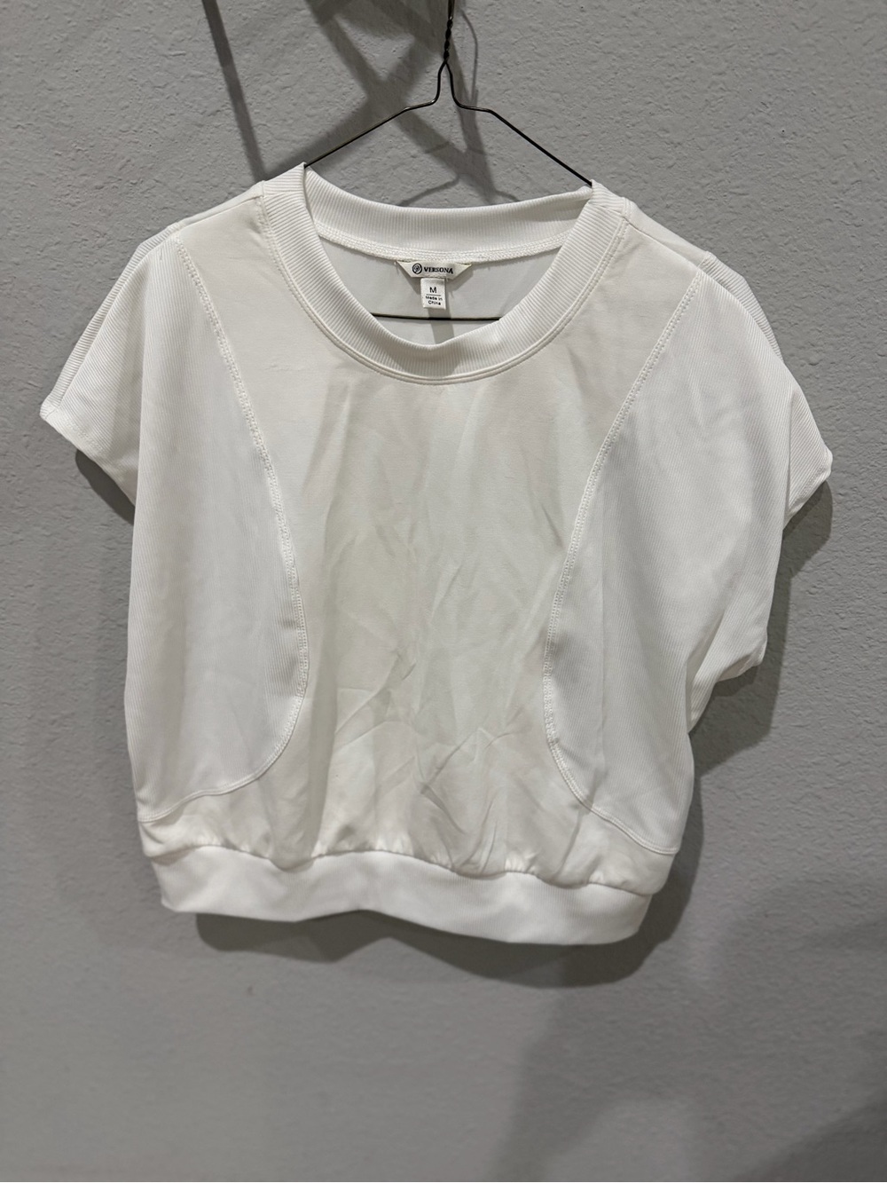 Versona White Cropped Boxy Short-Sleeve Top